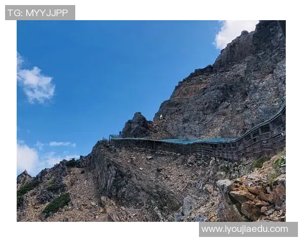 刘娜亲授攀岩技巧与心得体会助你轻松征服高峰 刘娜亲授攀岩技巧与心得体会助你轻松征服高峰